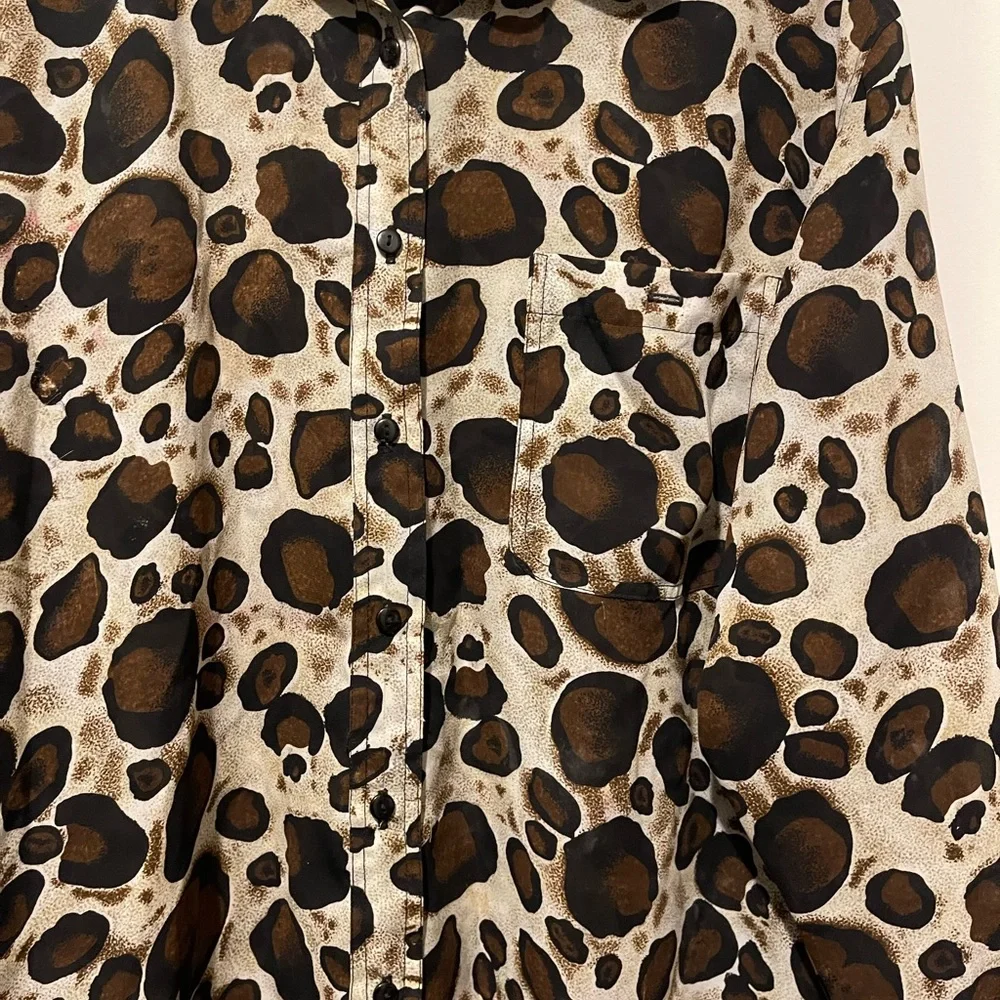 Magic Top Large Buttonfront Semi Sheer - Picture 3 of 6